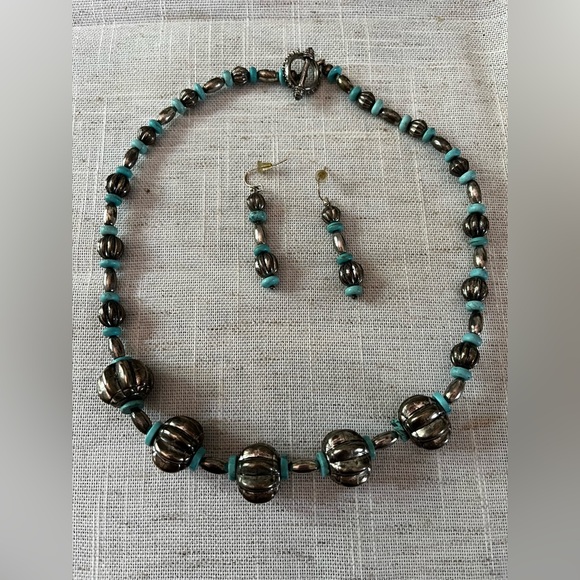 Silver and Turquoise Beaded Necklace and Earring Set vintage - Picture 1 of 11